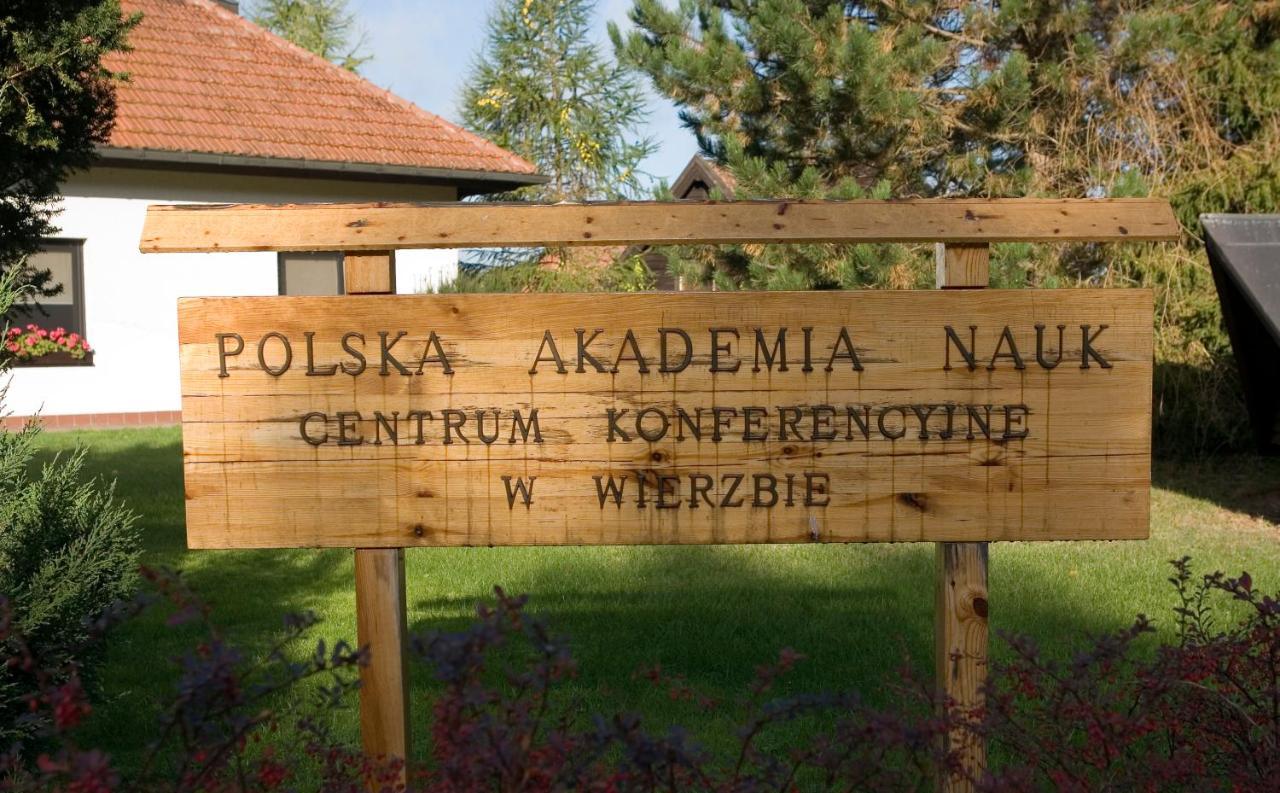 Pan Dom Pracy Tworczej W Wierzbie Wierzba Exterior photo